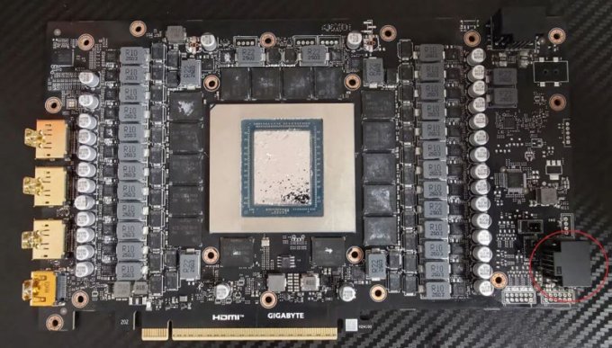Энтузиаст создал 1500-ваттную GeForce RTX 5090  пришлось вживить второй разъём 12V-26 (видео)