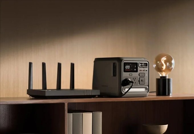 DJI выпустила компактную портативную электростанцию на 1000 Втч (3 фото)