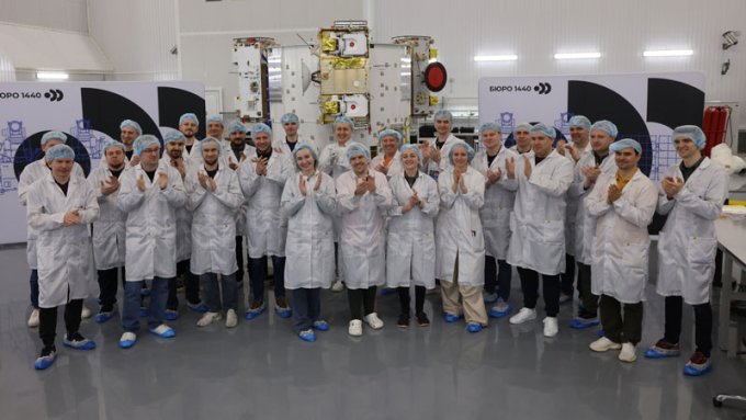 В космос запущена первая партия спутников «Рассвет»