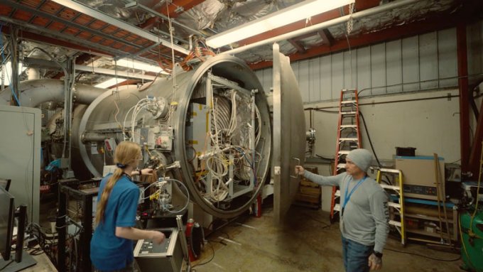 NASA испытало мощнейший в мире электроплазменный ракетный двигатель  для полётов на Марс и дальше (видео)